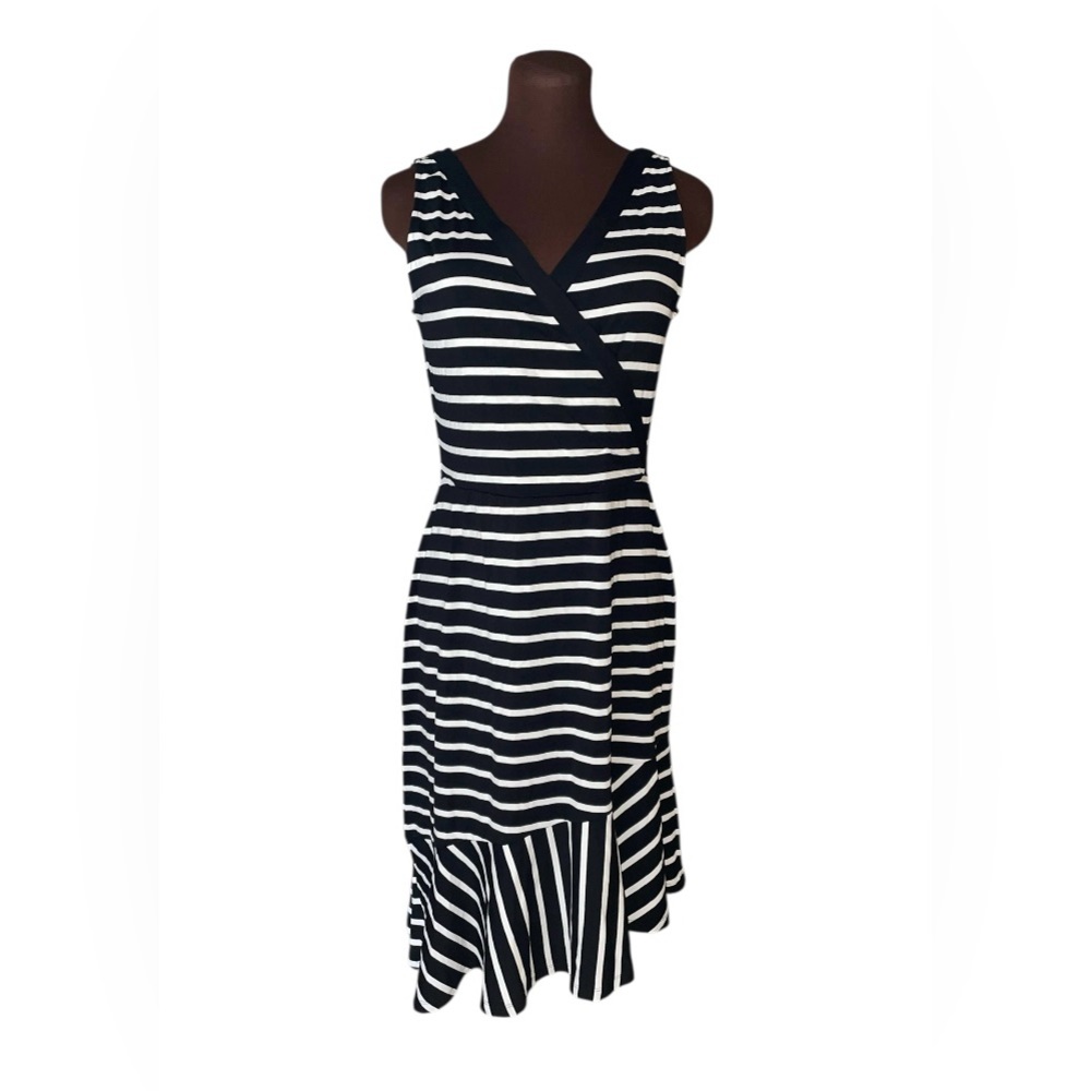 NWT WHITE HOUSE BLACK MARKET Black Ecru Asymmetrical Sleeveless A Line Dress